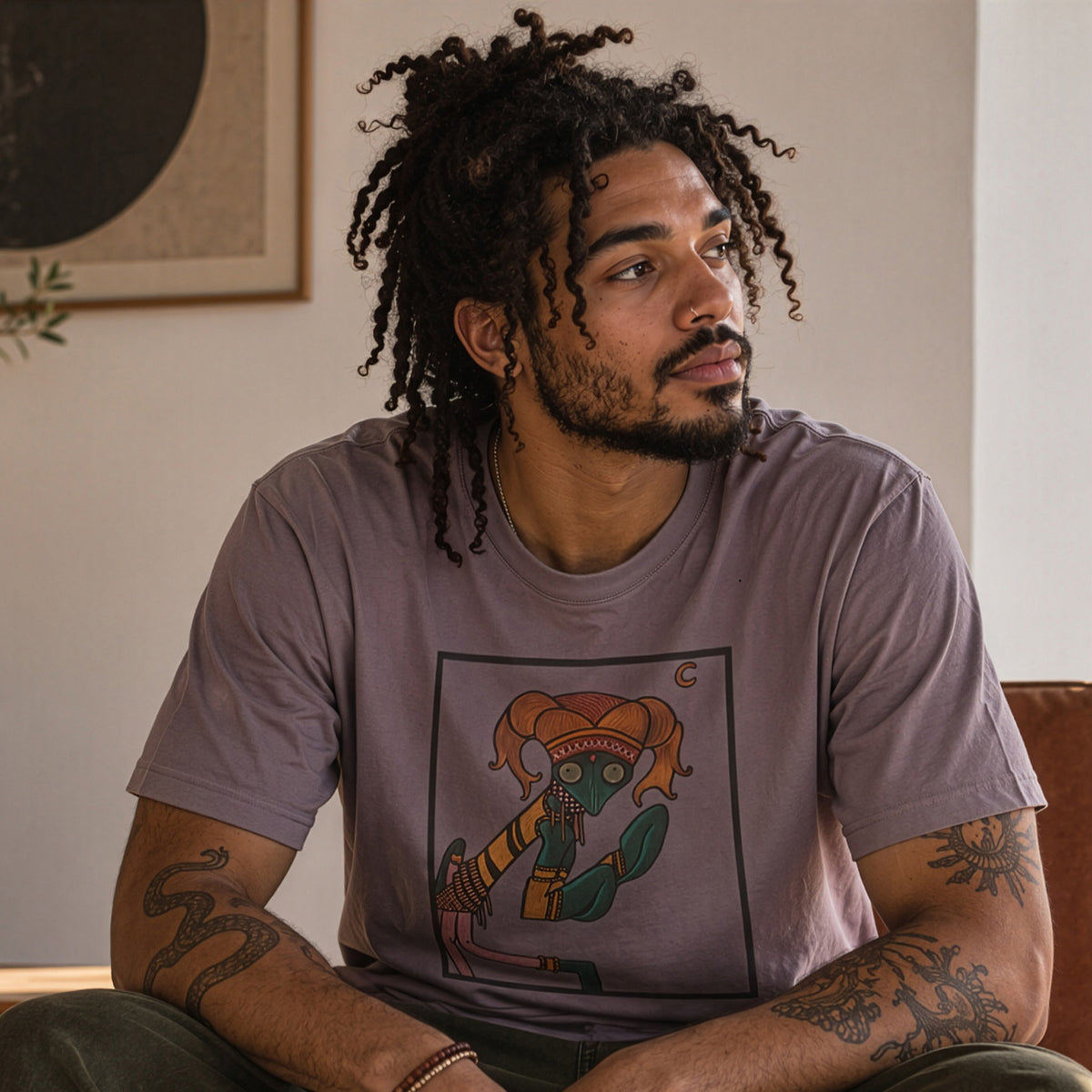 Vision ── Praying Mantis Shaman T-Shirt